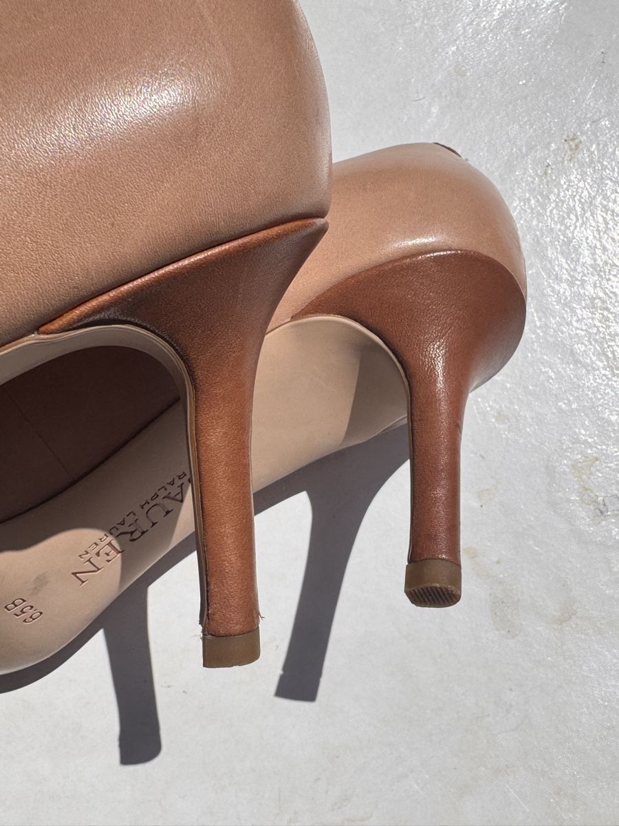 Ralph Lauren Scarpe da donna: Lanette Leather Toe-Cap Pump – Nuovo (secondo la descrizione) da Hergiswil venduto da jam_lfc5 1