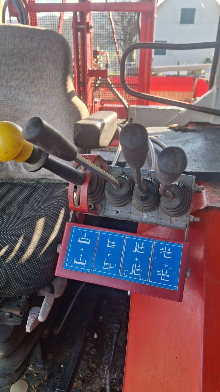 Trioliet Toutes les machines: Siloblockschneider, Trioliet, TU-145 – D'occasion à Lausen par YanicG 3