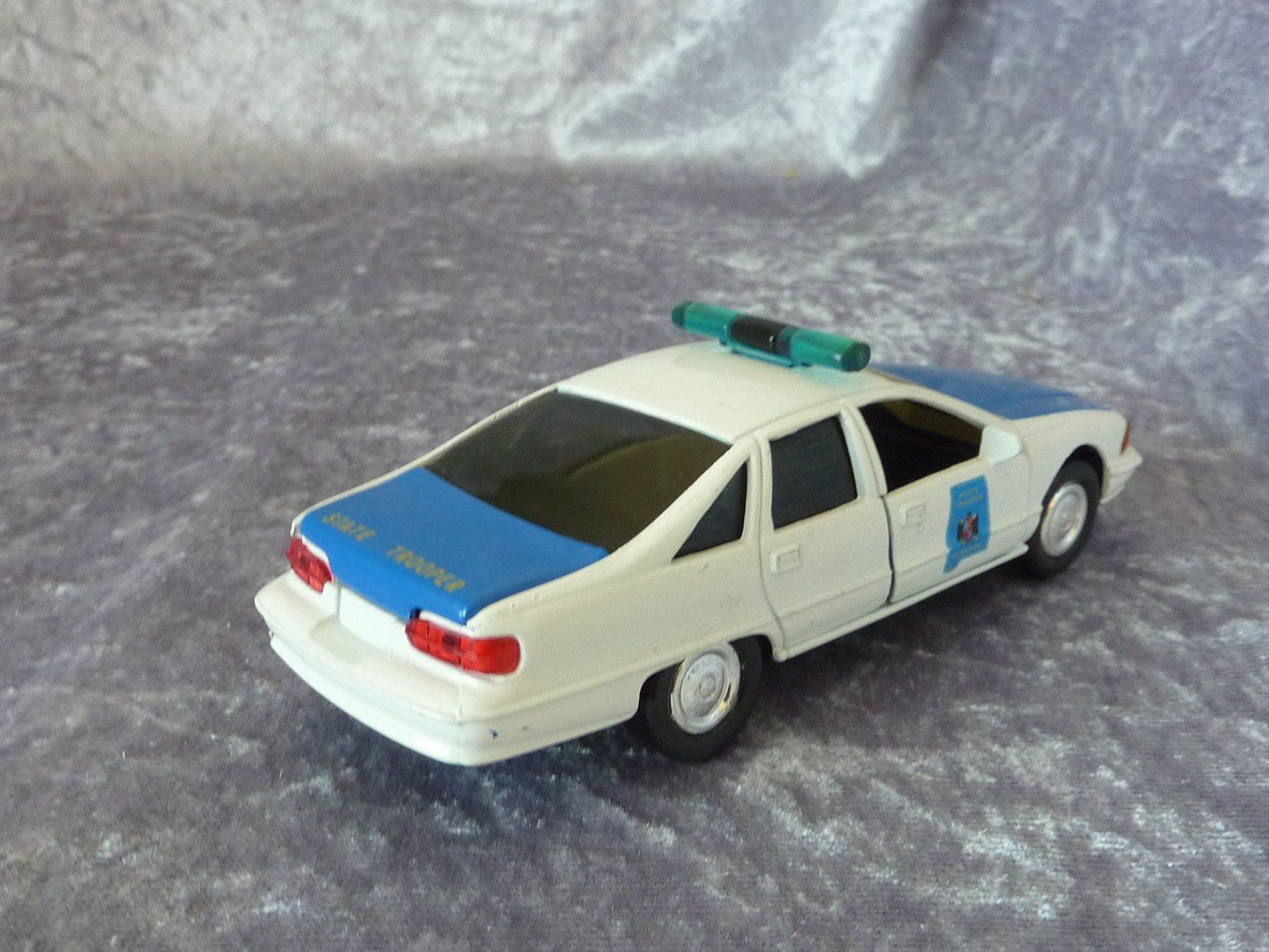 Chevrolet Modellini d'auto: Chevrolet Caprice State Trooper Alabama – Usato da Dürrenäsch venduto da modellautos4you 2