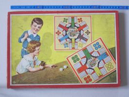 Gesellschaftsspiel Brettspiel