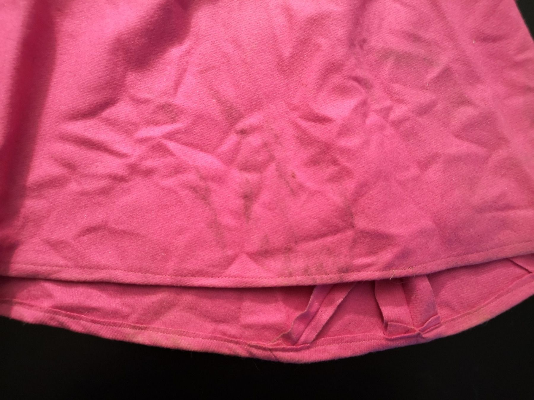 Costumi: Fasnachtskostum Rosa Cape mit Rüsche – Usato da Liestal venduto da Gitterli01 3