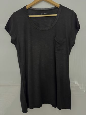 Calvin Klein Bluse/T-Shirt in schwarz
