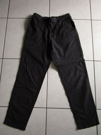 Hose Uniqlo Gr. M schwarz