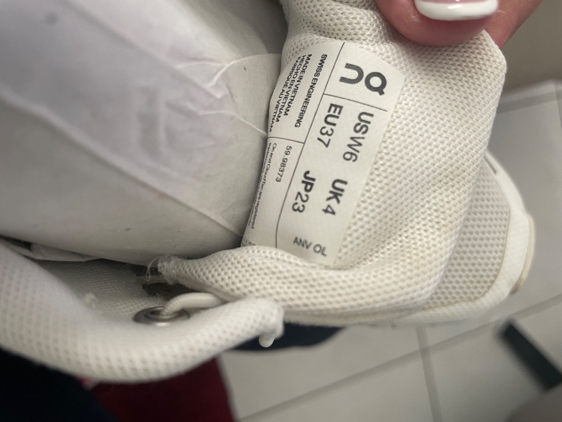 Herrenschuhe: On Schuhe – Gebraucht aus Killwangen von sla_ctq9 6
