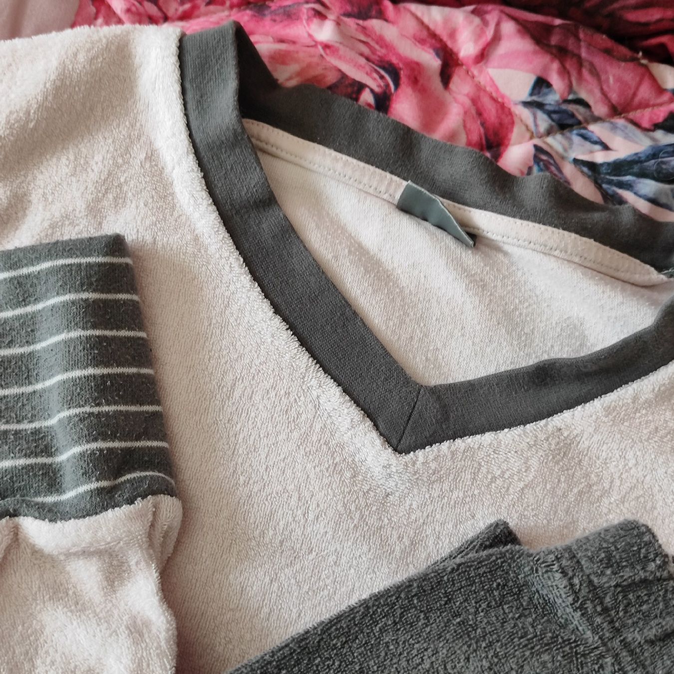 Negligees & Pigiami: Damen Pyjama Gr 44 / 46 – Usato da Langnau am Albis venduto da Judithsebi 2