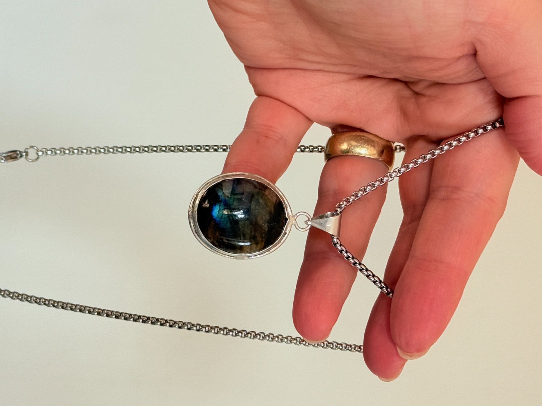 Catenine: Collier Labradorite✨ Pendentif Unique – Nuovo e nell'imballaggio originale da Genève venduto da AGBERG 4