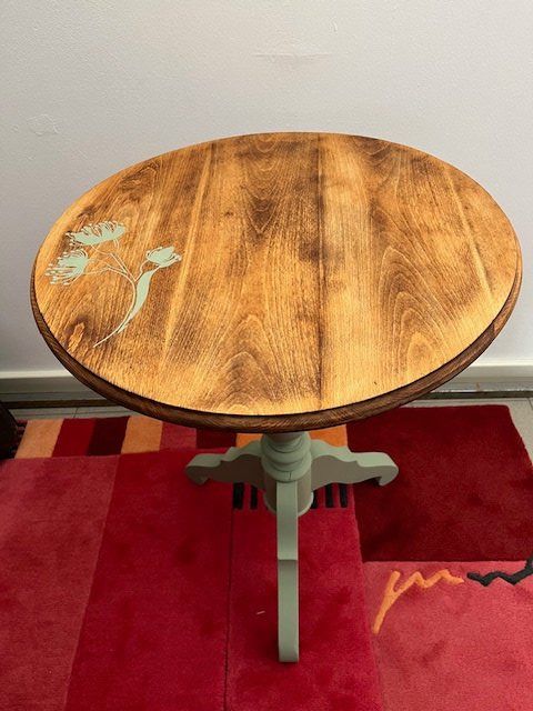 Tische: Table ronde en bois – Gebraucht aus St-Léonard von lam_nr2z 1