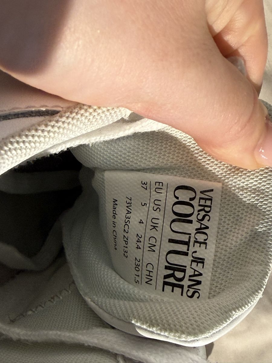 Versace Scarpe da donna: Versace Jeans Couture Sneakers – Usato da Schlieren venduto da ana_ribeiro19 4