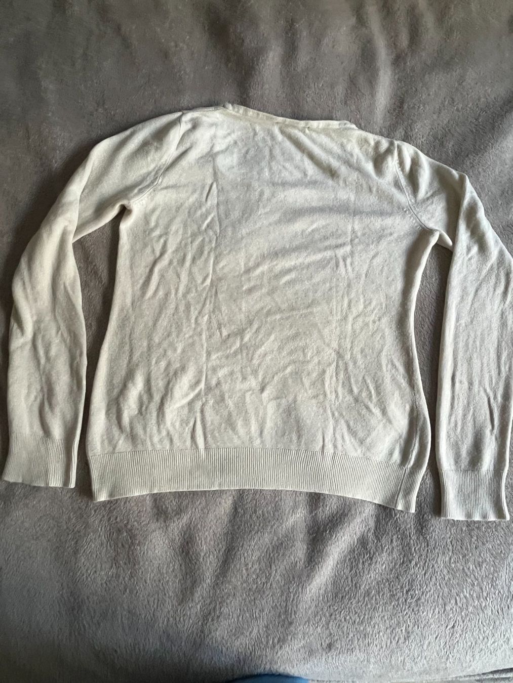 Top: Pull fin, taille M, idéal pour le printemps! – Usato da Sion venduto da Kitty_Kat 1