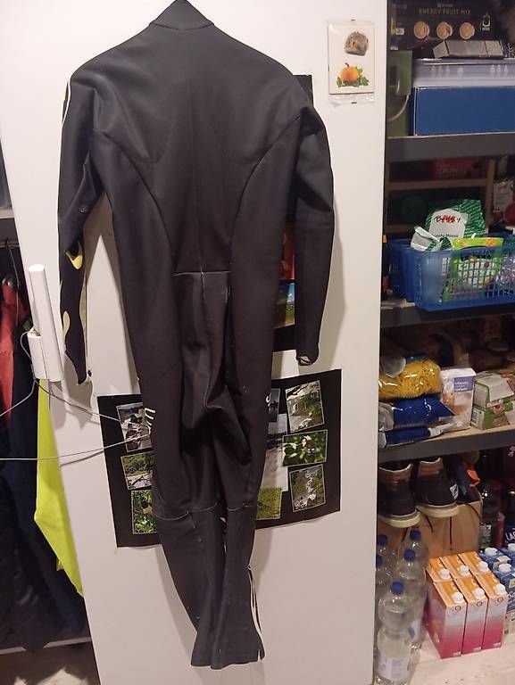 Anzüge, Sport- & Funktionsanzüge: Rennanzug Ski – Gebraucht aus Wilen b. Wollerau von Sif1 1