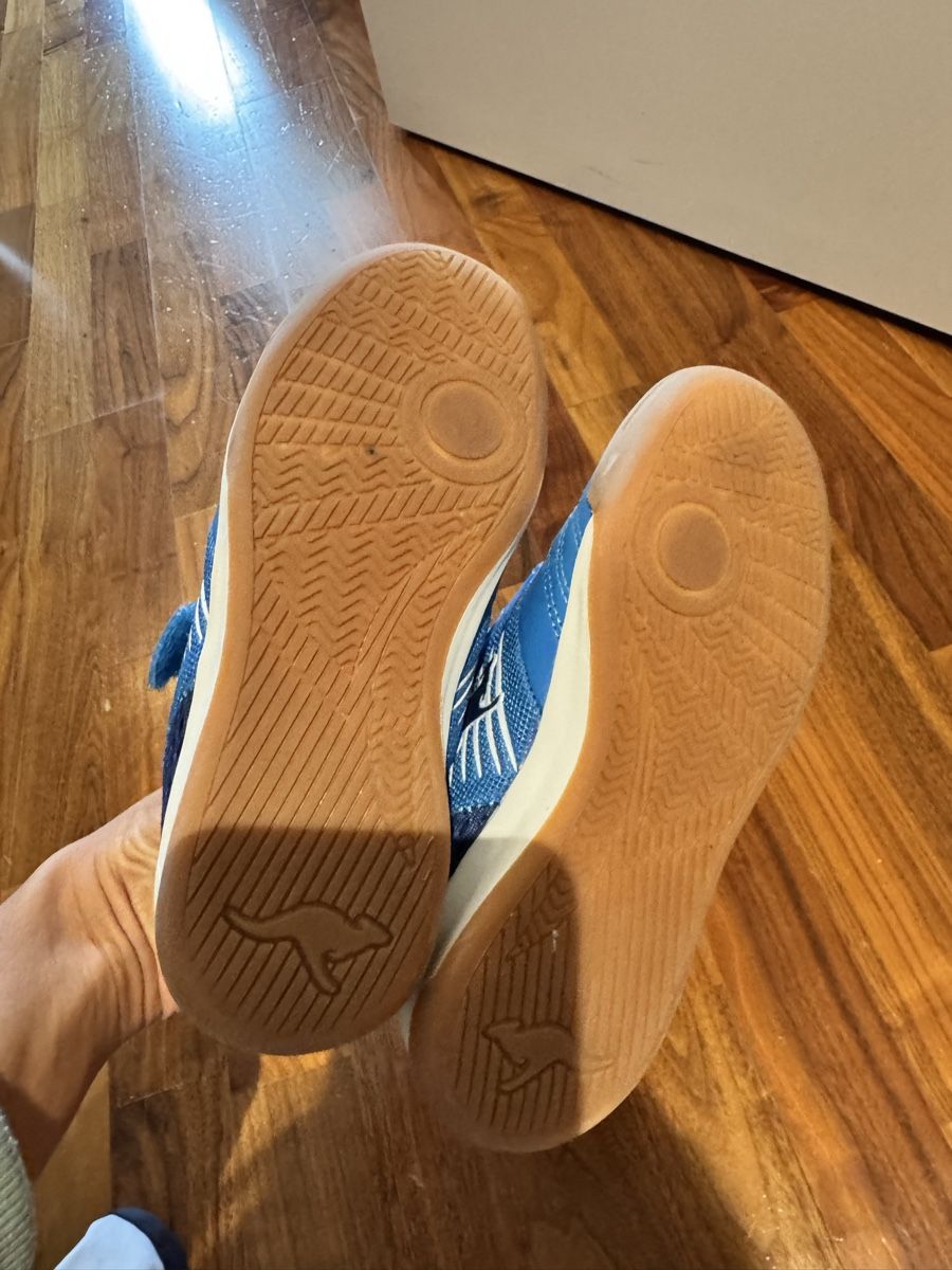 Scarpe per ragazzi: Jungen-Turnschuhe Gr. 29 – Usato da Adliswil venduto da Marylu001 1