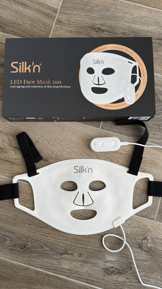 Attrezzature mediche: Silk‘n LED Face Mask 100 – Usato da Männedorf venduto da romeo2902