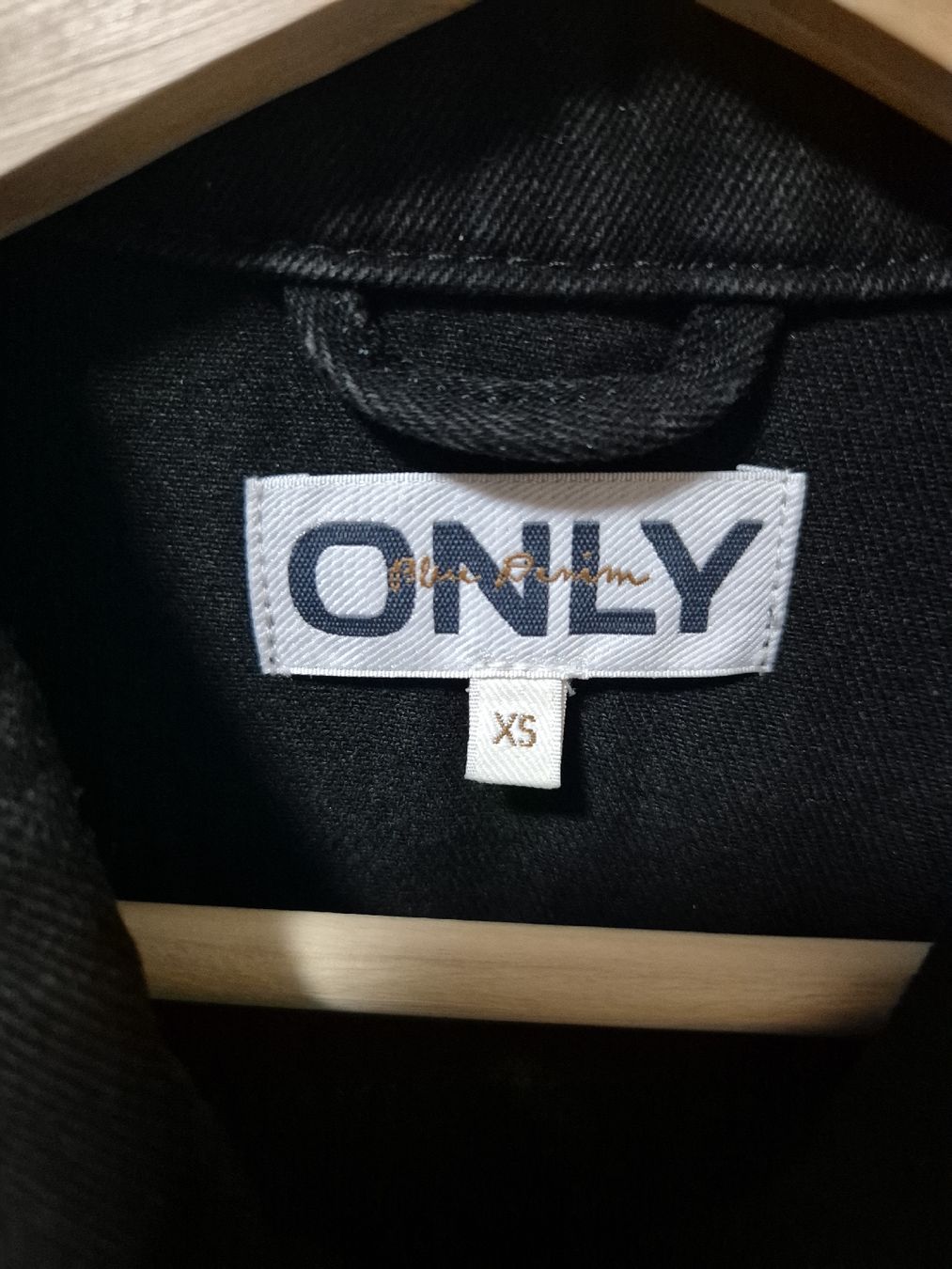 Only Giacche: Jeansjacke schwarz – Nuovo (secondo la descrizione) da Alt St. Johann venduto da lea_8cgd 2