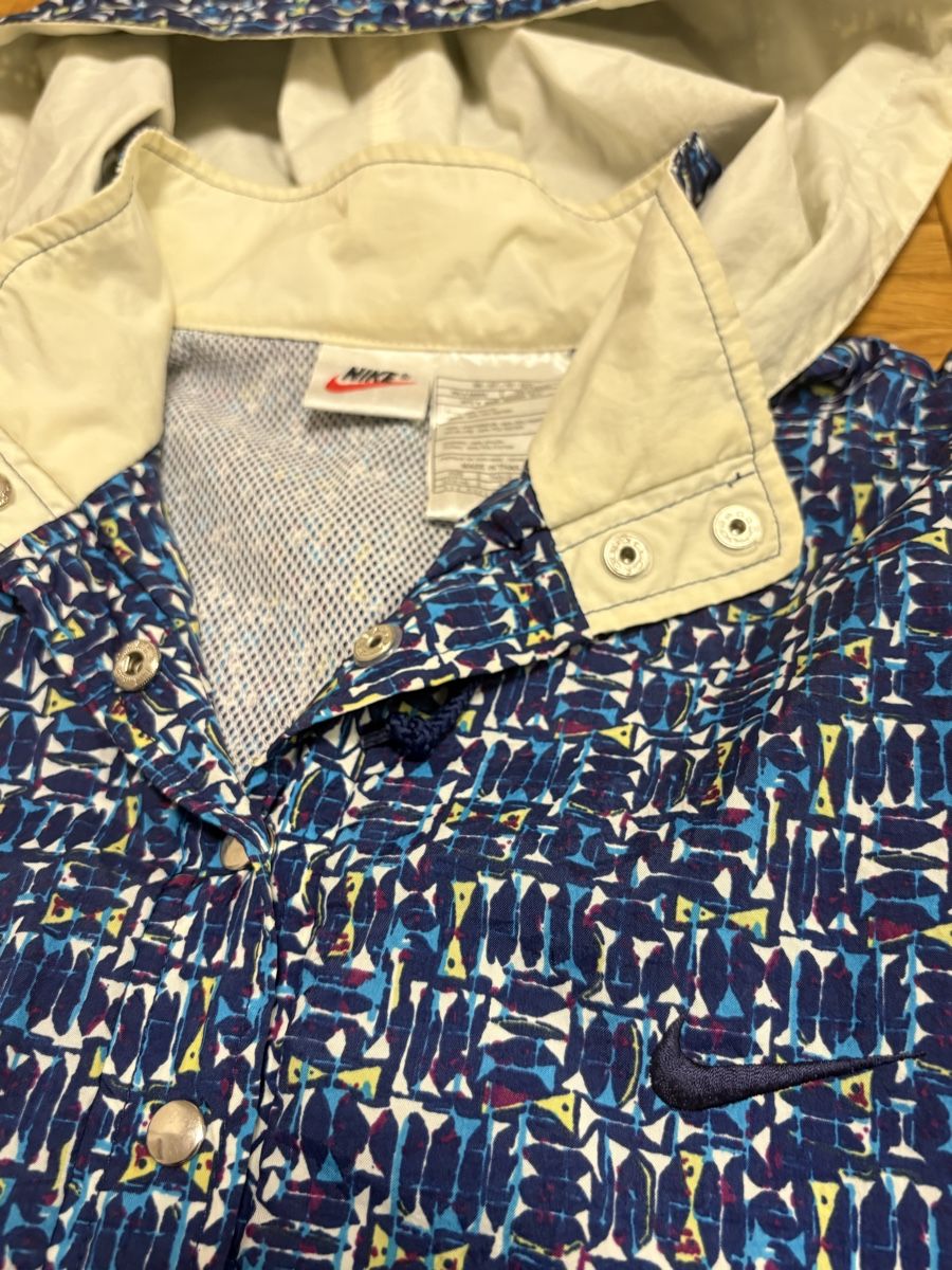 Nike Jacken: Vintage Nike Jacke – Gebraucht aus Zürich von ize_rn9v 3