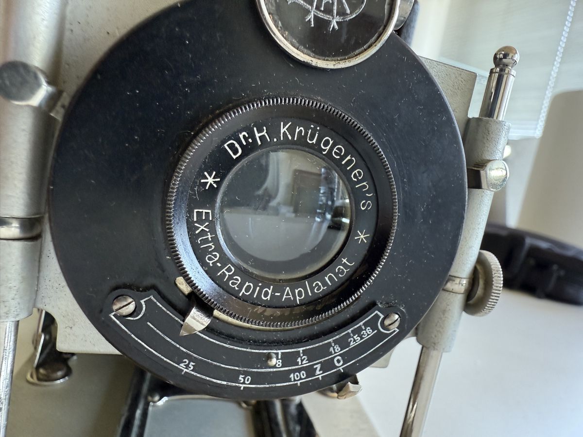 Fotocamera: Dr. Krügener’s Platten- / Klappkamera Extra-Rapid-Aplanat – Usato da Zürich venduto da Geniuss 4