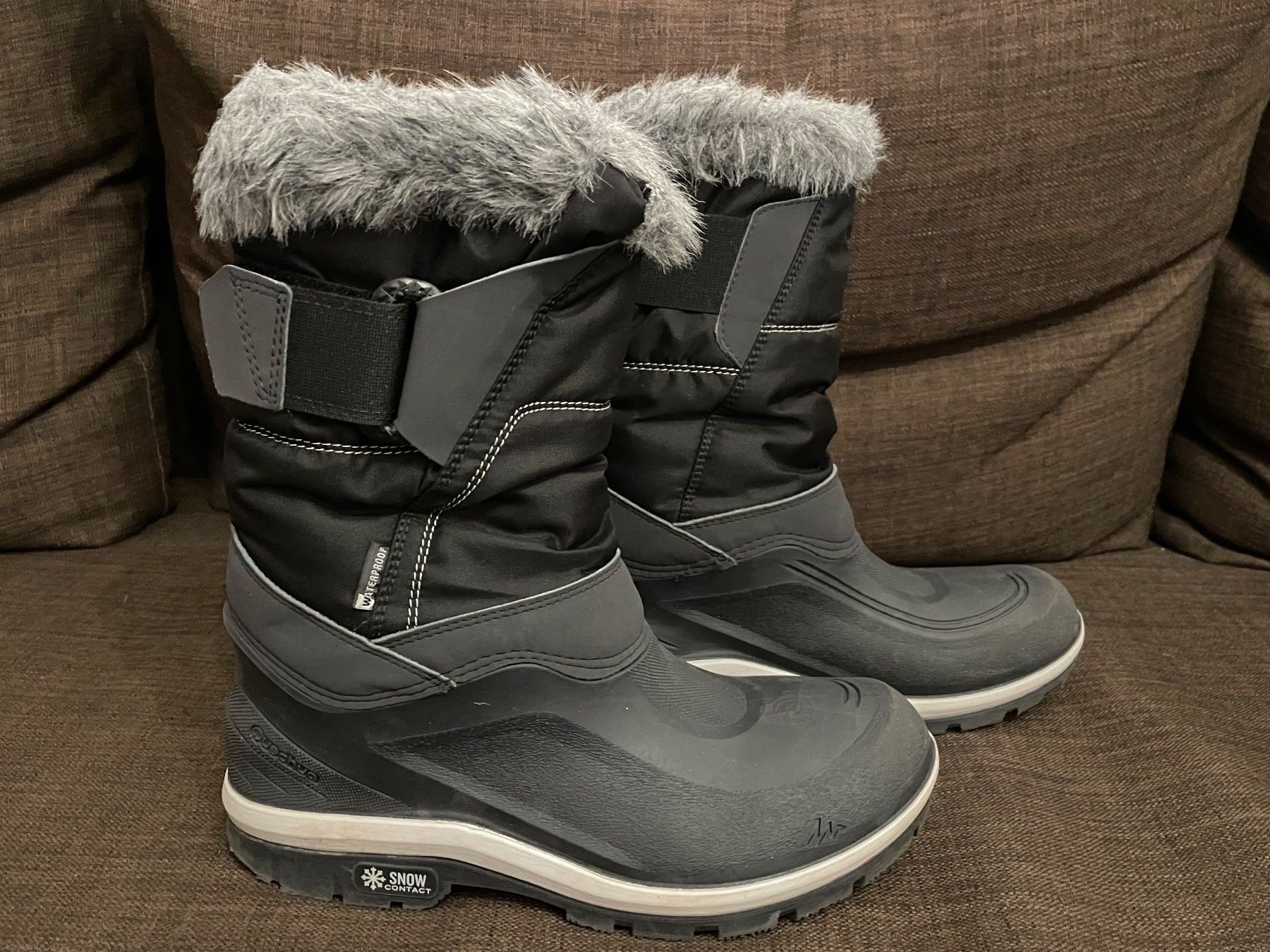 Decathlon Chaussures femmes: Winterboots Decathlon Quechua Gr. 37 – D'occasion à Genève par Livsonman 1