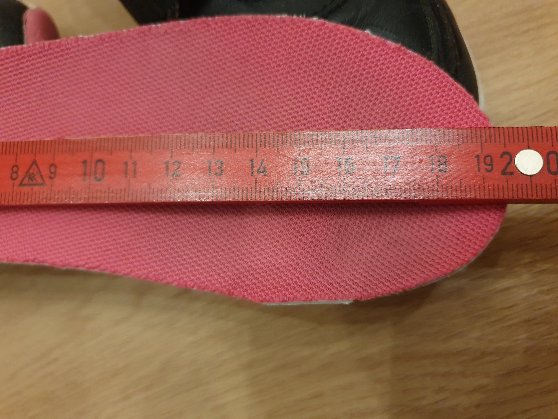 Scarpe per ragazze: Halbschuhe Gr. 30, Miraculous, Ladybug – Usato da Heinrichswil venduto da frankie19860 1