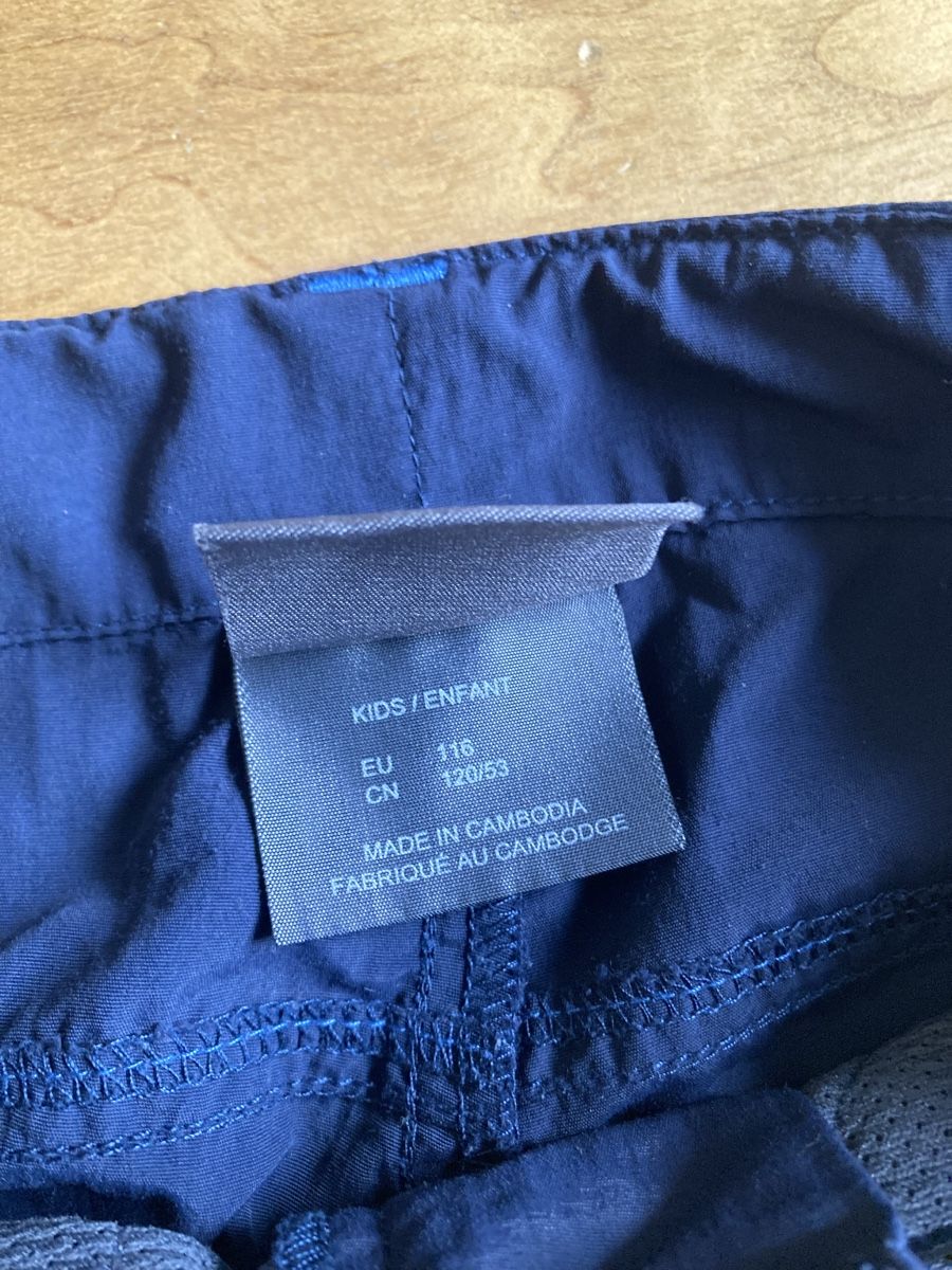 Jack Wolfskin Pantaloni: Kinder Wanderhose Jack Wolfskin Grösse 116 – Usato da Jona venduto da rahelg83 2