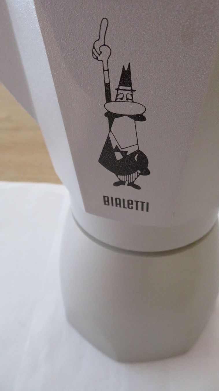 Bialetti Elettrodomestici da cucina: Espressekocher Bialetti retro Design 8 eckig Alu – Nuovo (secondo la descrizione) da Wetzikon ZH venduto da morda1954 1