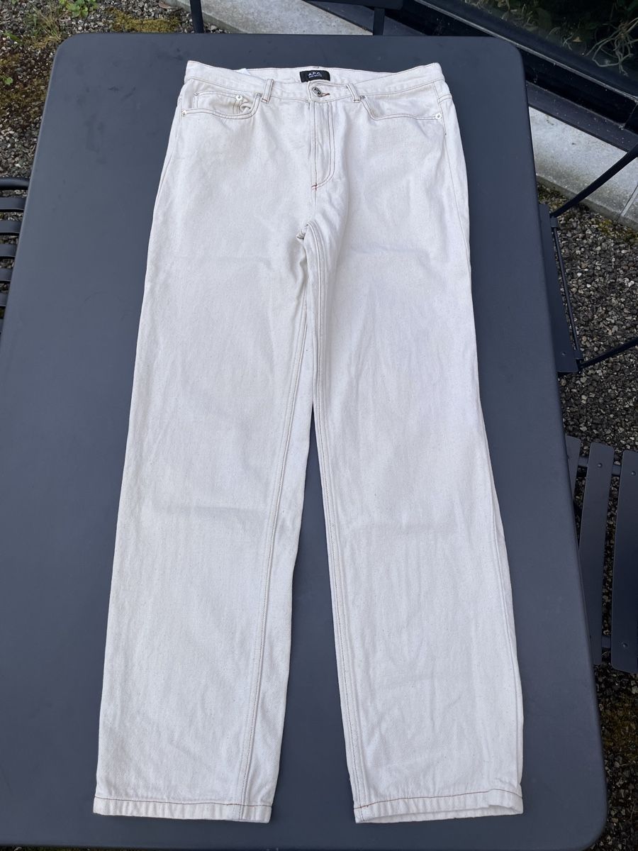 Apc Jeans: A.P.C. Jeans Beige Size 32 good condition – D'occasion à Basel par ale_5cm8