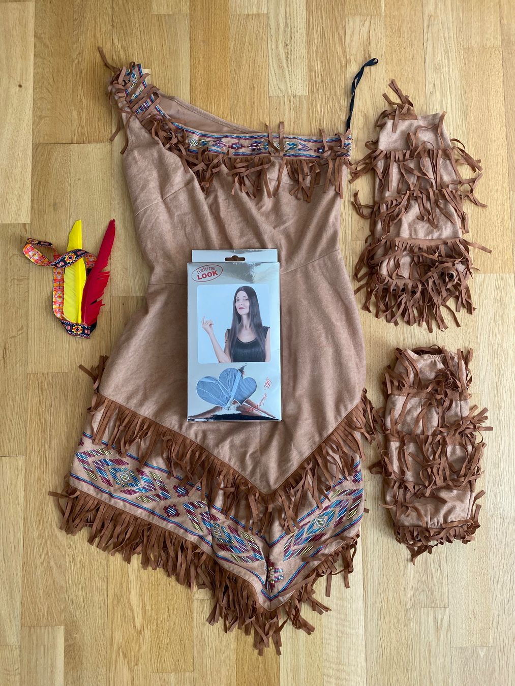 Costumi: Déguisement style western / robe à franges + accessoires – Usato da Petit-Lancy venduto da marmotterose