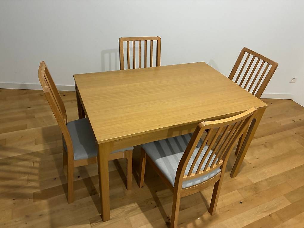 Tische: Table EKEDALEN – Neu (gemäss Beschreibung) aus Lugano von dav_w52z 2