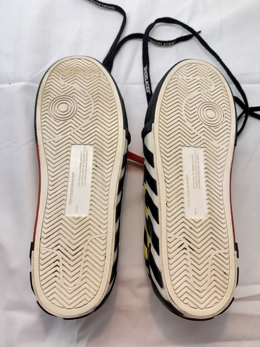 Off-White Scarpe da uomo: Off-White Low Vulcanized – Nuovo (secondo la descrizione) da Neuchâtel venduto da jul_rq89 4