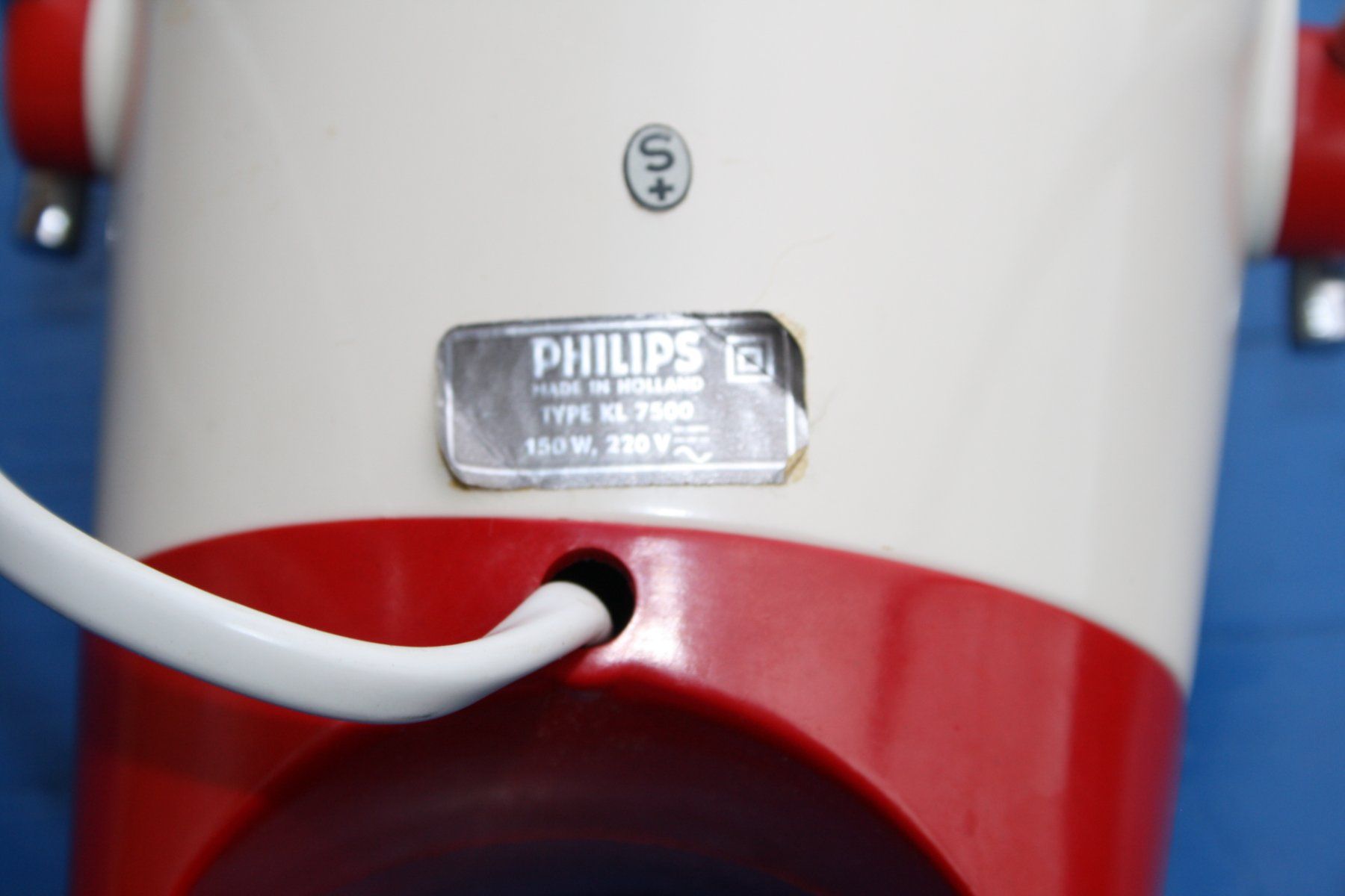 Philips Lampen: VINTAGE PHILIPS INFRAROT WÄRME LAMPE – Gebraucht aus Wauwil von Pneuedy 7