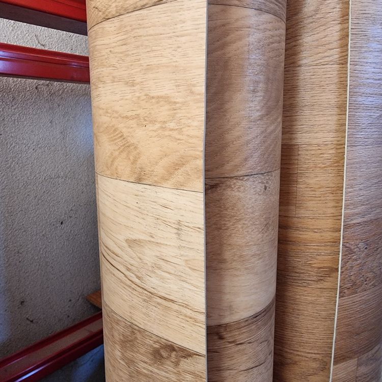 2x PVC Bodenbelag Rolle Restposten Kaufen auf Ricardo