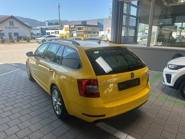 Skoda Automobili: Skoda Octavia 2.0TDI Style 4x4 DSG – Usato da Oberriet SG venduto da jeepv8 1