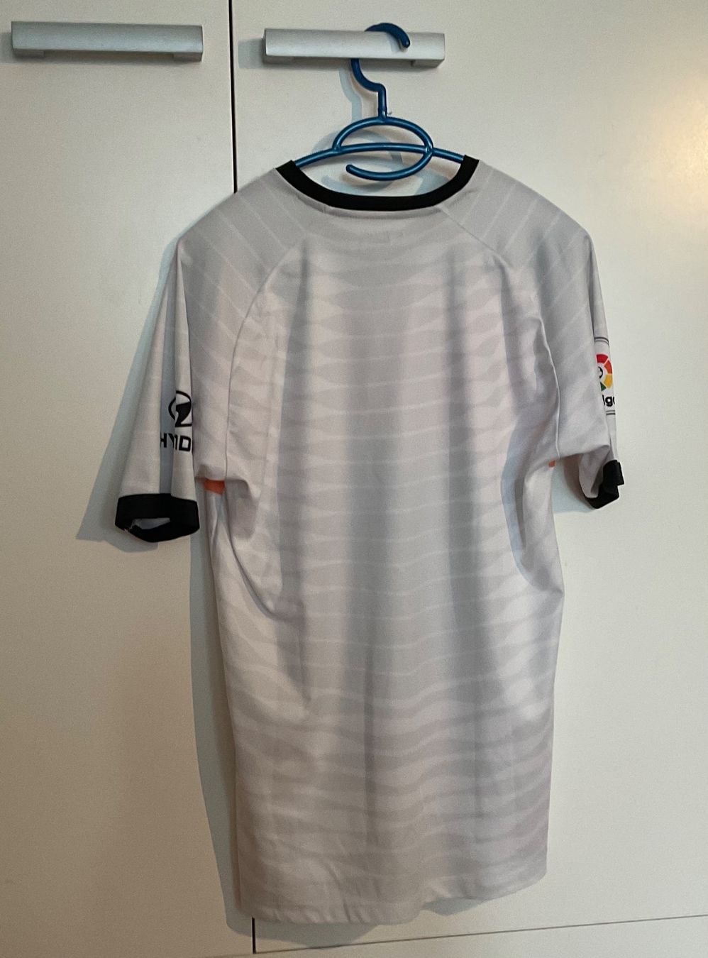 Canottiere & Pantaloni: Atletico Madrid Trikot – Usato da Zuerich venduto da kinisi01 2