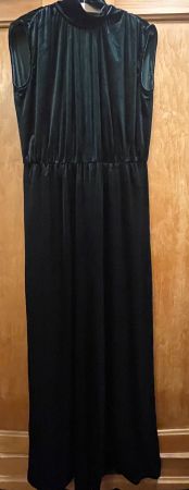 Jumpsuit, edler, dunkelgrüner Samt, ärmellos,  Gr. 38/40