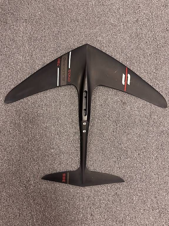 Surfboards & Schwimmbrette: Sabfoil ONDA 780 - Integrated 385 Blackbird – Neu (gemäss Beschreibung) aus Einsiedeln von WMKiteboarding