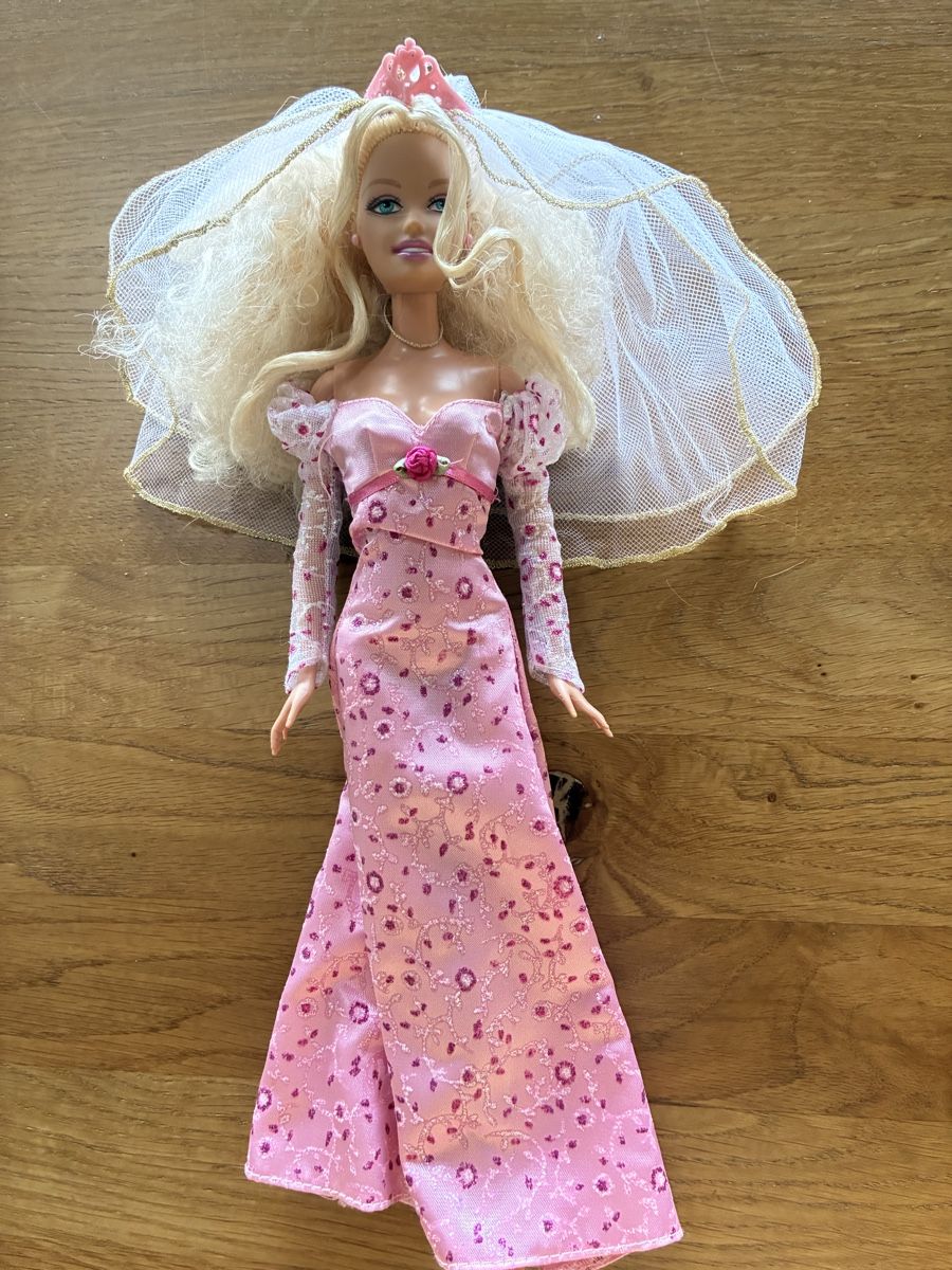 Bambole: Barbie Braut / Prinzessin – Usato da Münchenstein venduto da anj_c28s