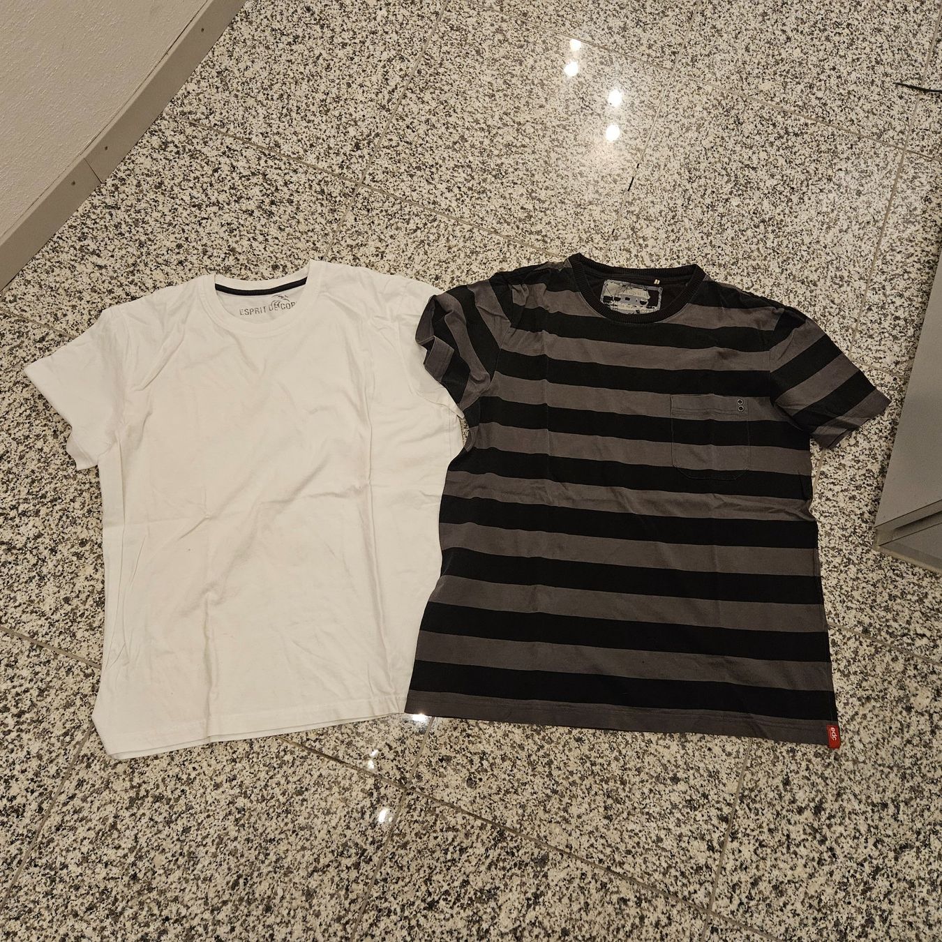 Esprit T-shirt: Esprit T Shirts XXL 2 Stück – Usato da Embrach venduto da Lilly2021