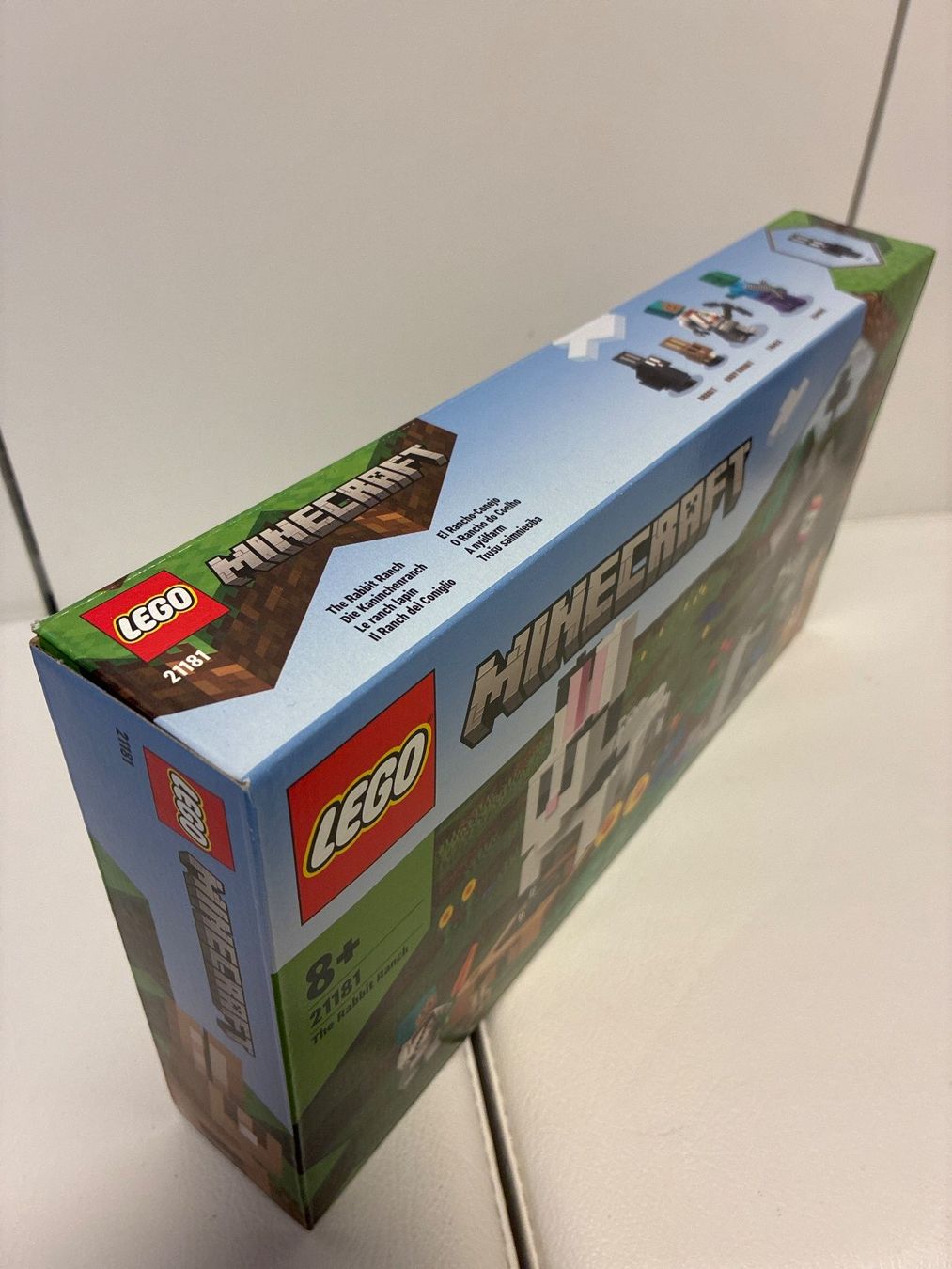 Lego Jeux de construction: LEGO Minecraft 21181 The Rabbit Ranch neu – Neuf avec emballage d'origine à Zürich par m7lx 2