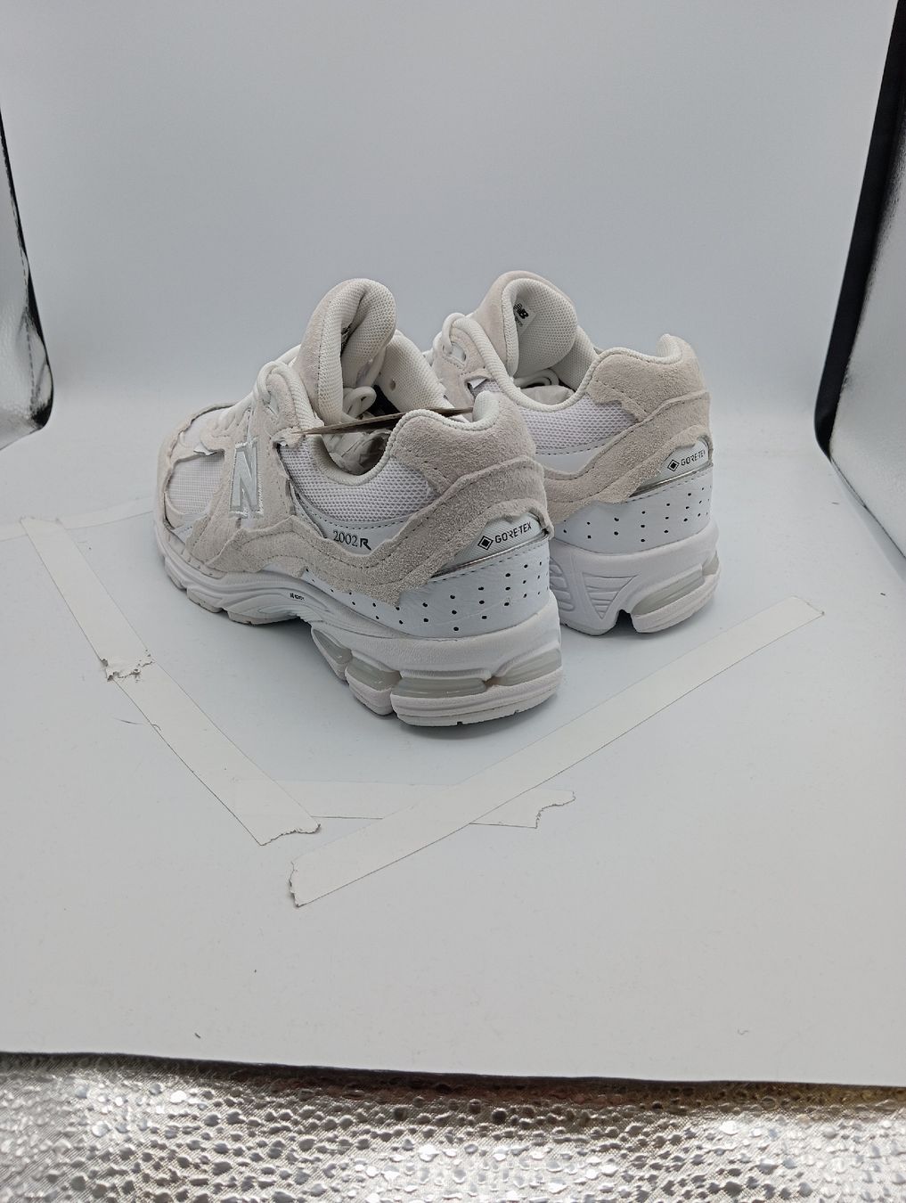 New Balance Herrenschuhe: New Balance 2002 Gore Tex (EU38.5) – Neu und originalverpackt aus Schaffhausen von outlez 5
