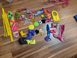 Barbie Zubehör Set Vintage Kleidung Schuhe Snowboard  B10