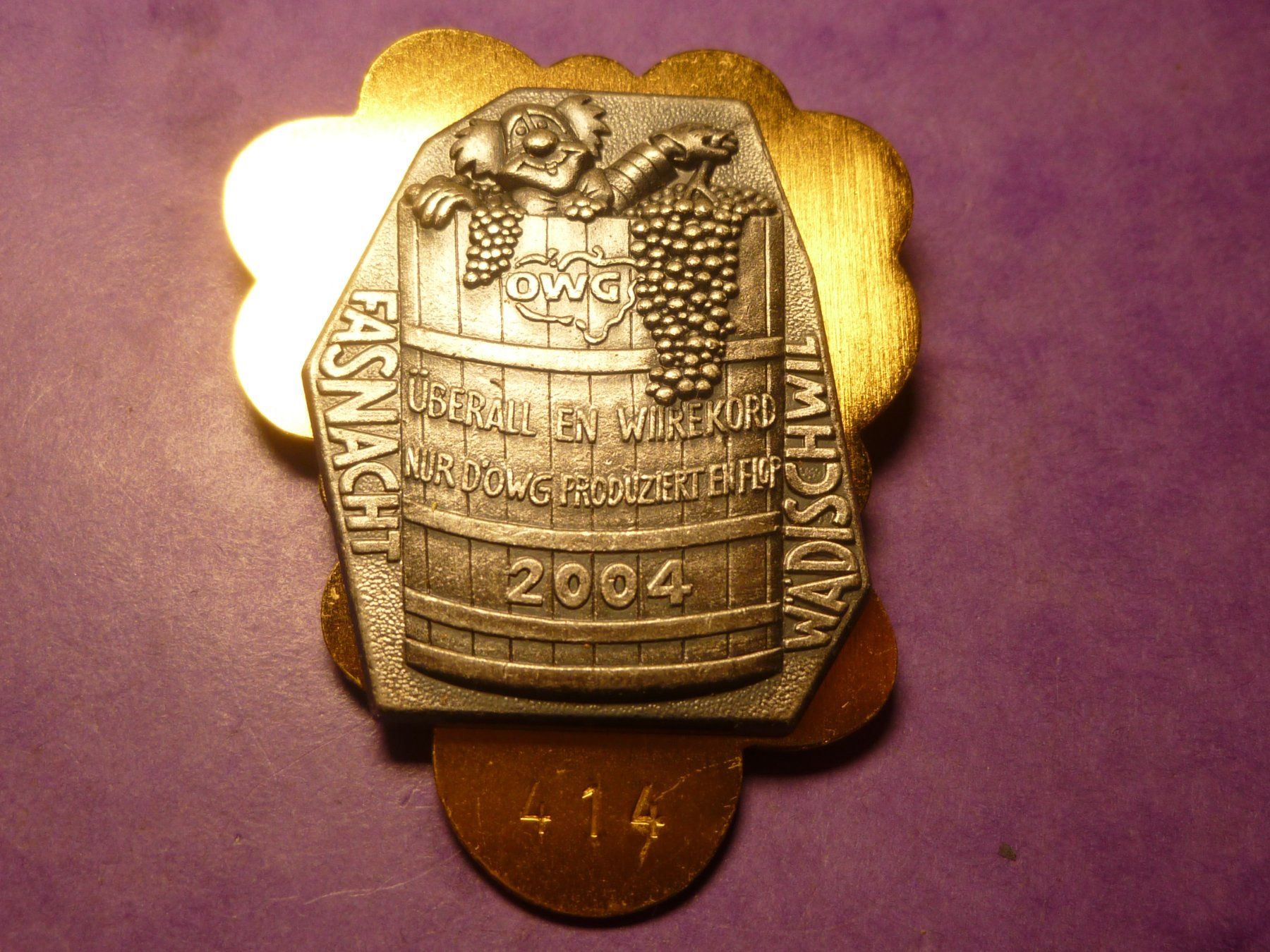 Placchette & Badge: WÄDISWIL 2004 GOLD – Usato da Ried (Muotathal) venduto da Mandarin02