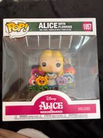 🎩 Disney Funko Pop Alice with Flowers Deluxe #1057