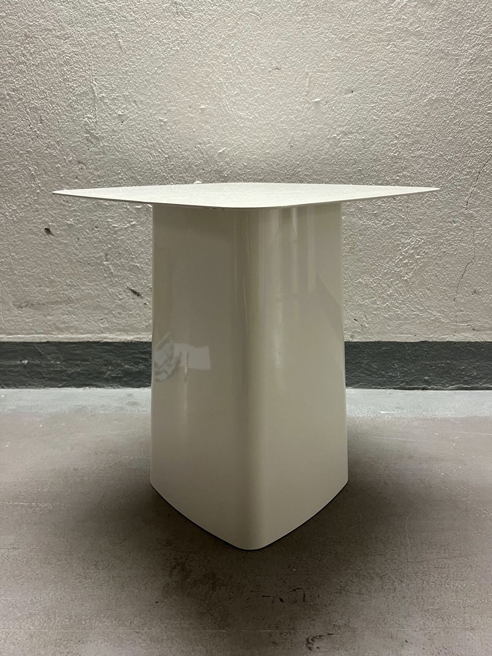 Tavoli: VITRA Beistelltisch Outdoor – Usato da Zürich venduto da RSO8005