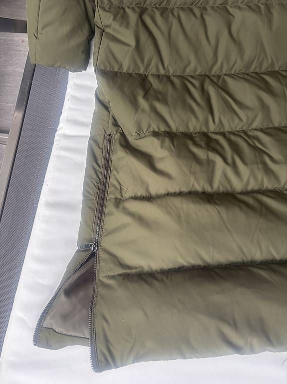 Mäntel: Daunenmantel Ralph Lauren NEU S – Gebraucht aus Wetzikon ZH von Jelly04 4