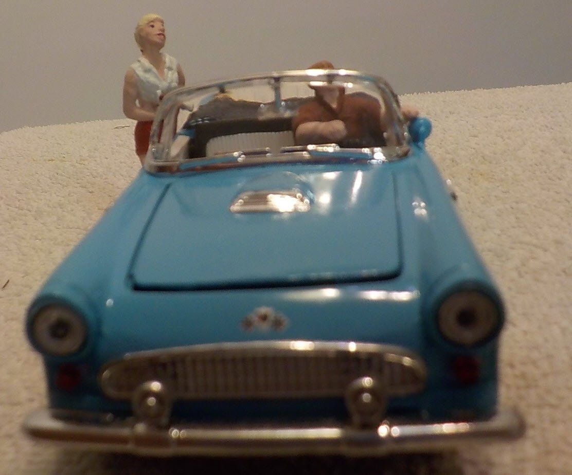 Ford Modellini d'auto: 1955 Ford Thunderbird Cabrio Druckgussmodell – Usato da Bülach venduto da Freieck