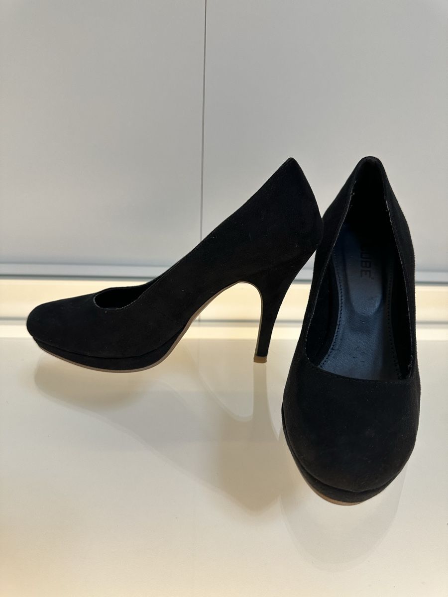 Damenschuhe: Wildleder Pumps / schuhe Gr. 38 – Gebraucht aus Bern von Stefanieaebi
