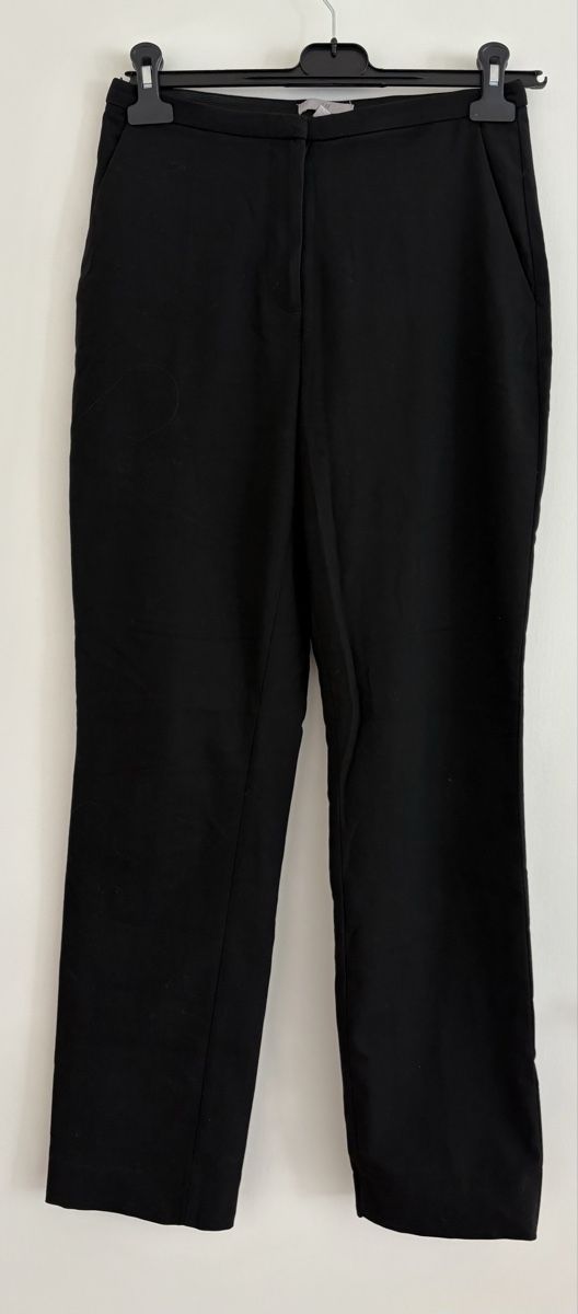 H&M Pantalons: Hose H&M, Gr. 36 – D'occasion à Kloten par Mod_qc5v
