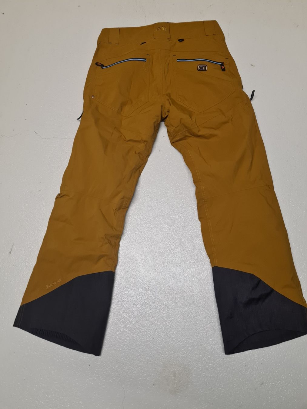 Elevenate Pantaloni: Herren Skihose Elevenate L – Nuovo (secondo la descrizione) da Brütten venduto da Schneemann1 1