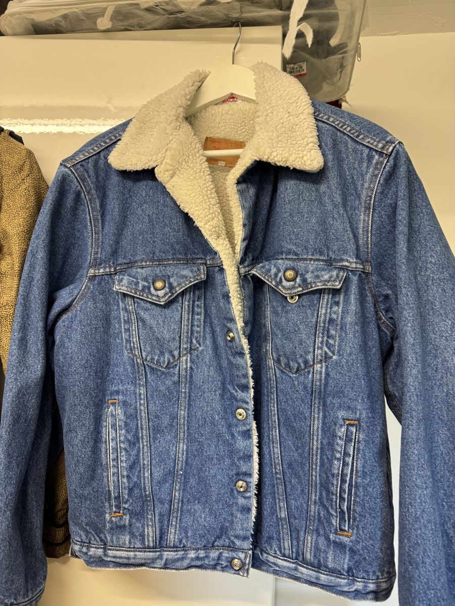 Levi's Jeans: Levi’s jeans jacket – Usato da Montagnola venduto da jamylafy
