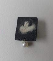 Mini broche artisanale type ancienne
