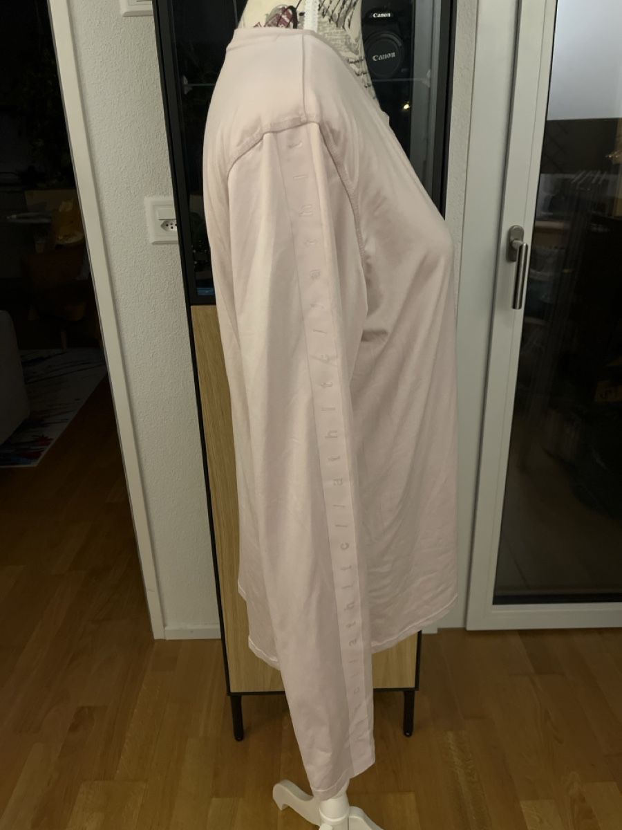 H&M T-shirt: Damen Langarmshirt, hellrosa, Grösse L, H&M – Usato da Aarburg venduto da Petite-closet-Loop 1