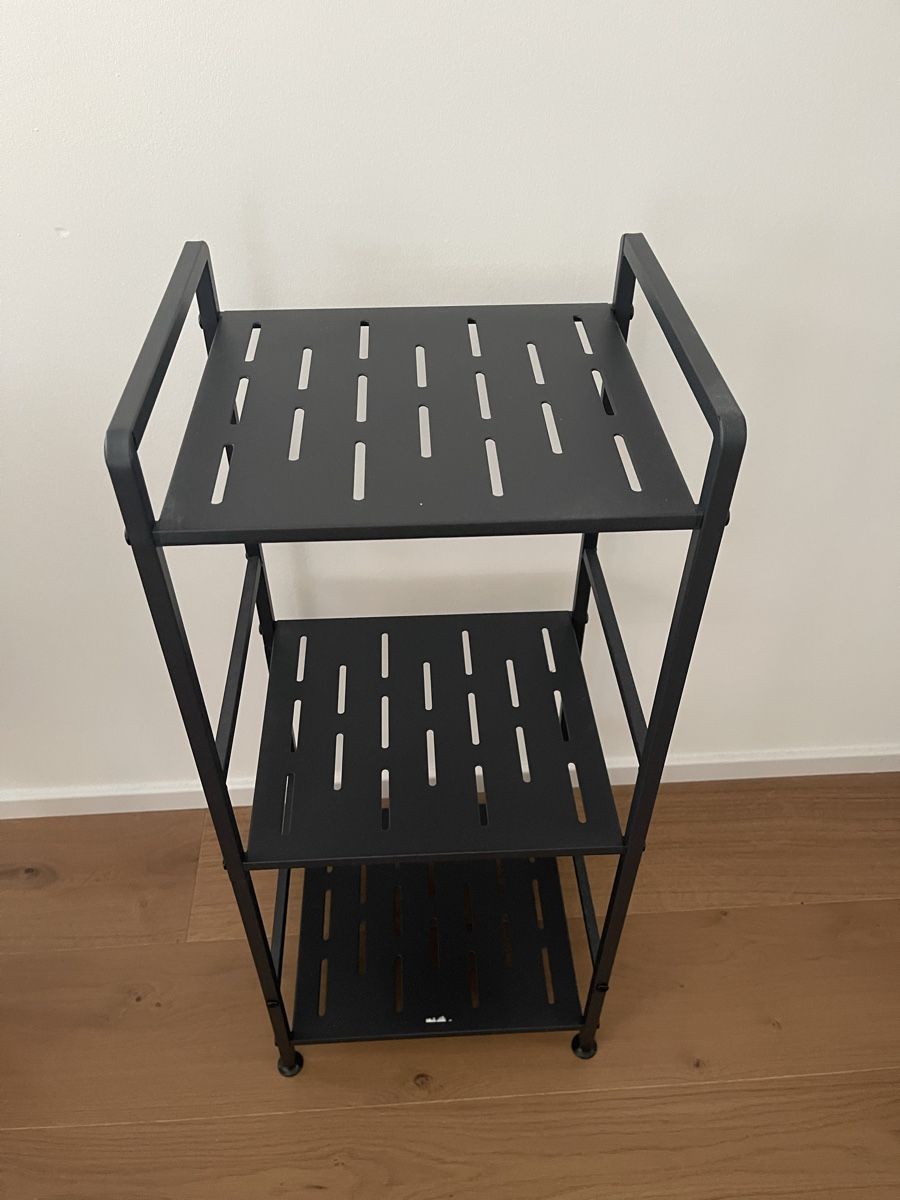 Scaffali: Metall Regal schwarz – Usato da St. Gallen venduto da Super_Nova7 2